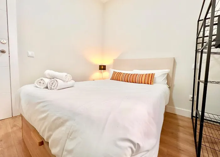 Center 3 - Monabri דירה