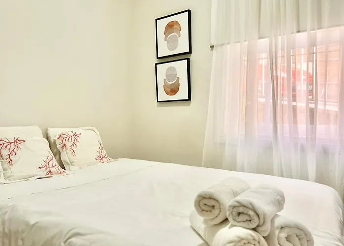 Center 3 - Monabri סנטנדר